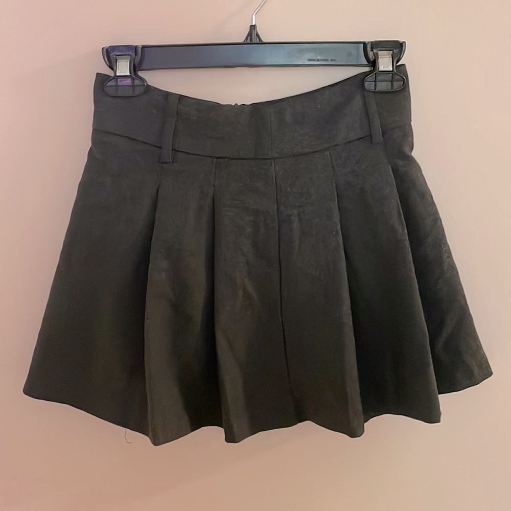 Zara skirt for winter season, shirts inside. Good quality, girl 10-12